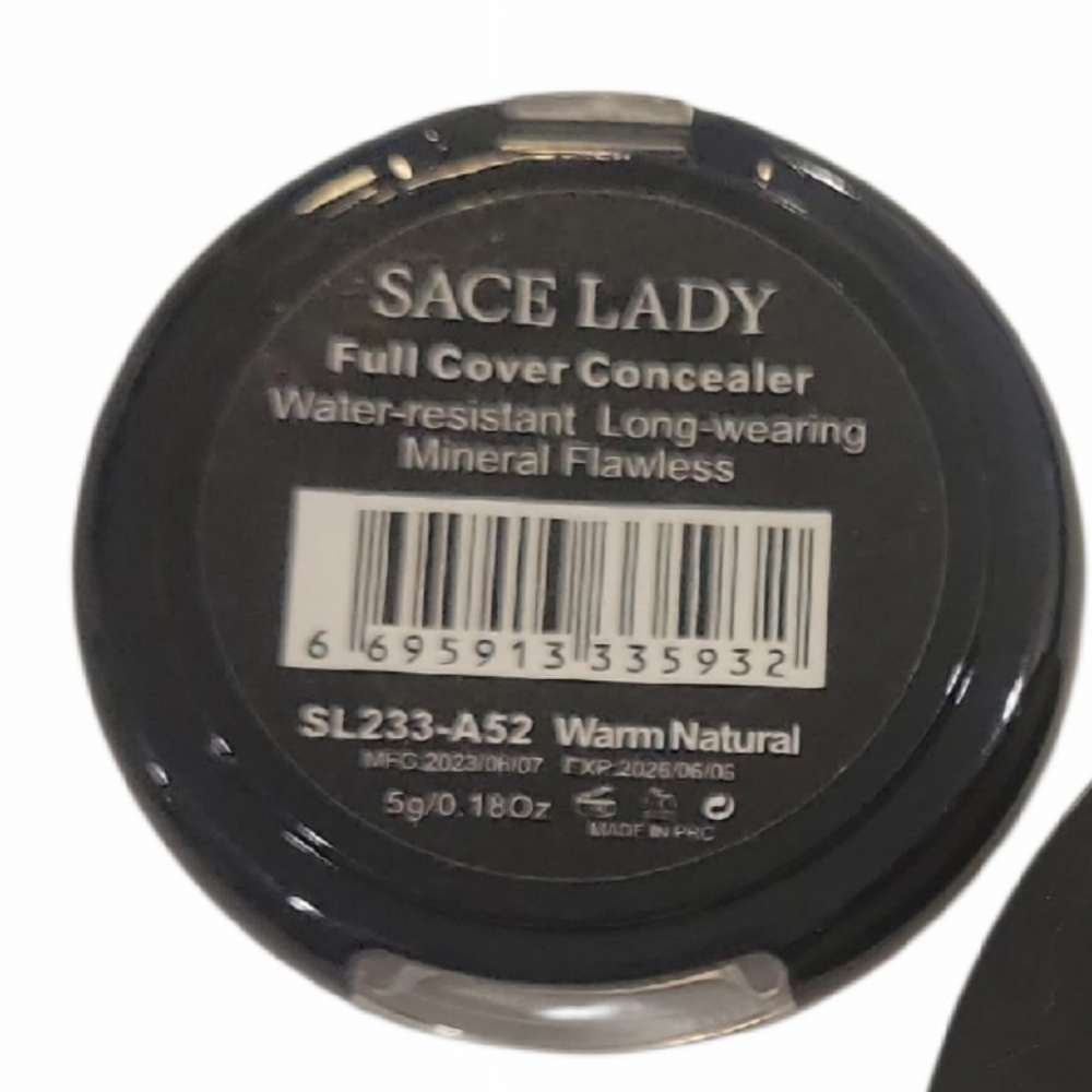 FREE WITH ANY PURCHASE: Pro-Cosmetics Warm Natural Full Coverage Concealer - Picture 2 of 3